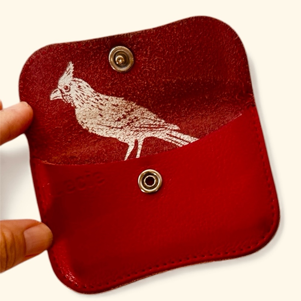 EUC Keccie ‘Mini Me’ (European)  Genuine Leather Card Wallet Rare Bird Edition. - Picture 2 of 7